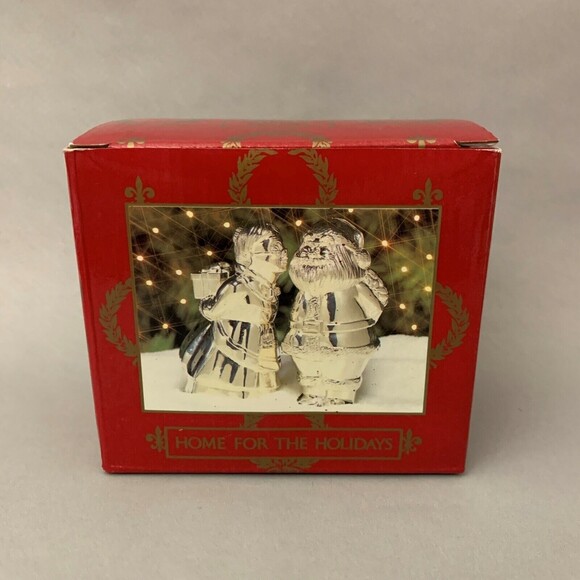 Home for the Holidays Santa Claus Mrs. Claus Silver Plate Salt & Pepper Shakers - Picture 1 of 8
